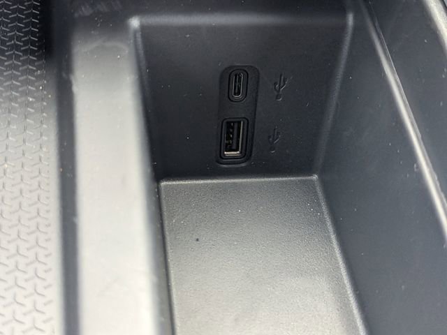 New 2026 GMC Acadia Elevation w/ Elevation Premium Package FWD image 22