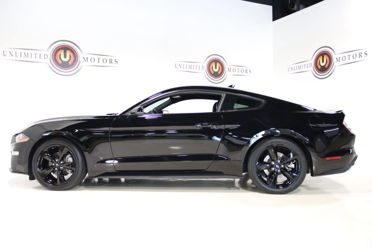 Used 2021 Ford Mustang Premium w/ Equipment Group 201A RWD image 30