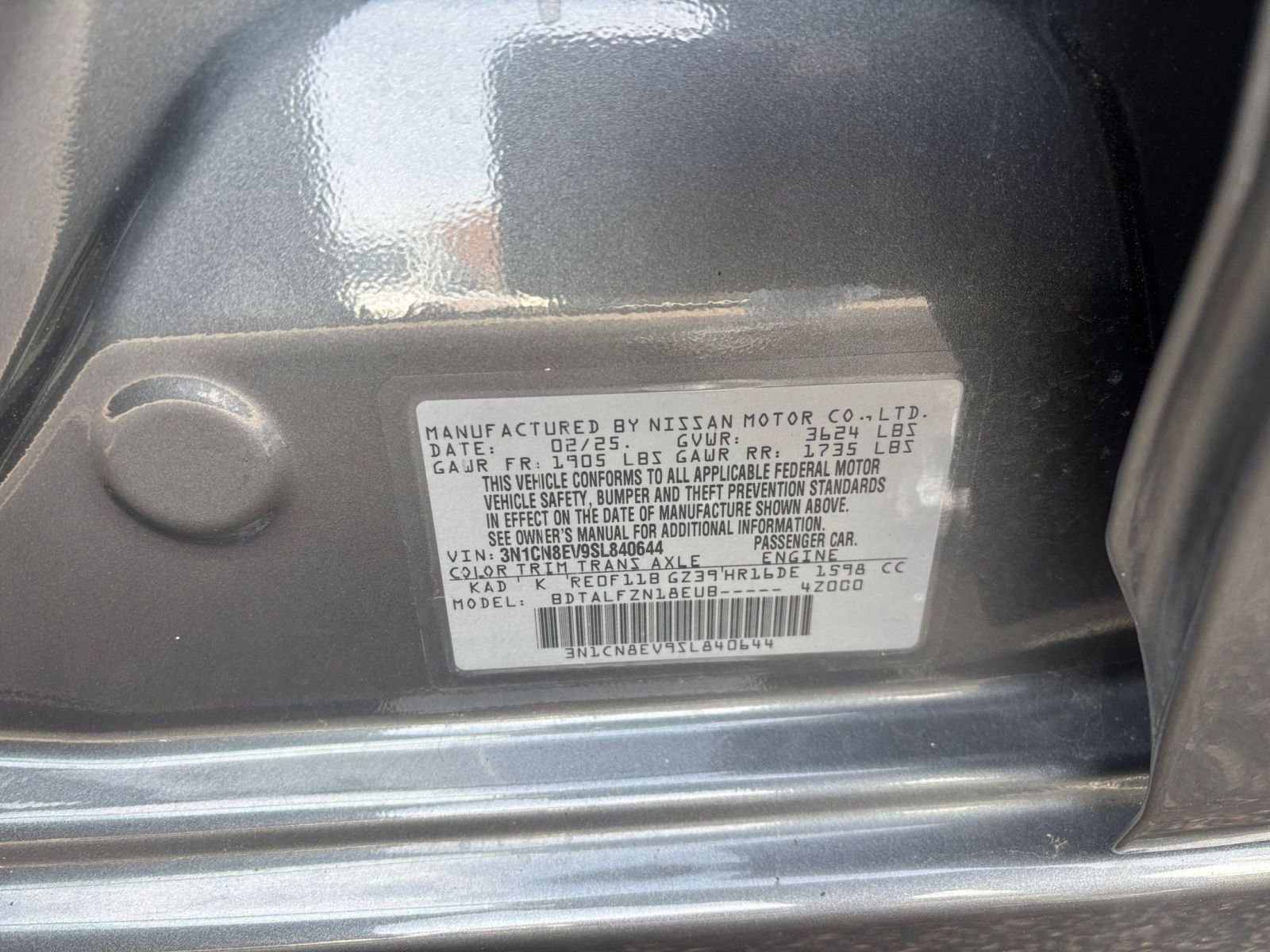 Used 2025 Nissan Versa SV image 29