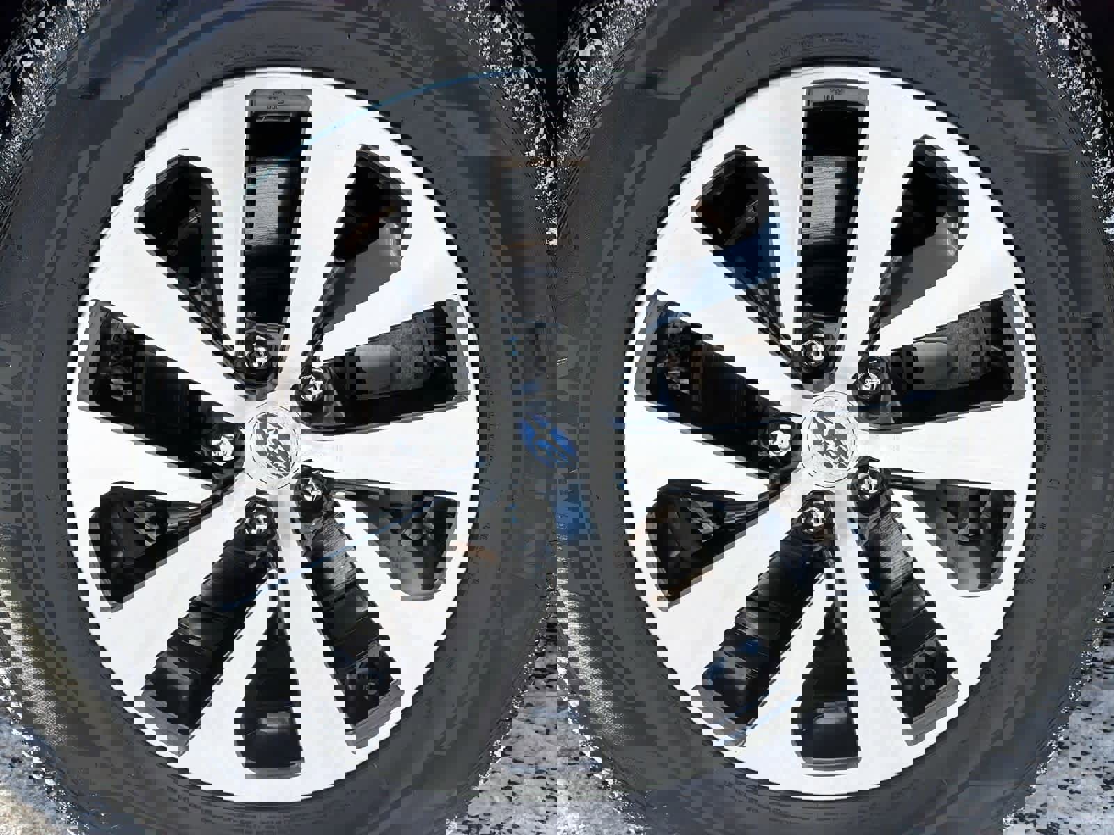 Used 2021 Subaru Outback Premium image 14