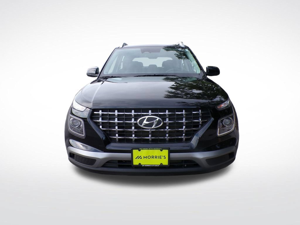 Used 2025 Hyundai Venue SEL FWD image 8