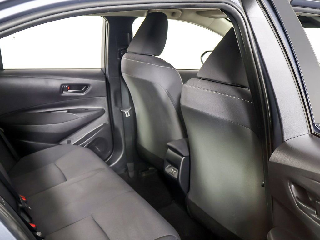Used 2023 Toyota Corolla LE image 23