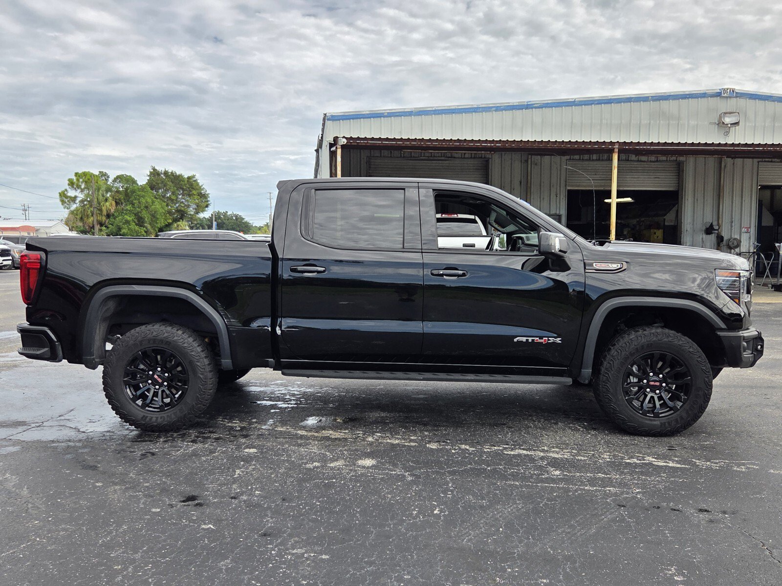 Certified 2023 GMC Sierra 1500 AT4X AWD/4WD image 6