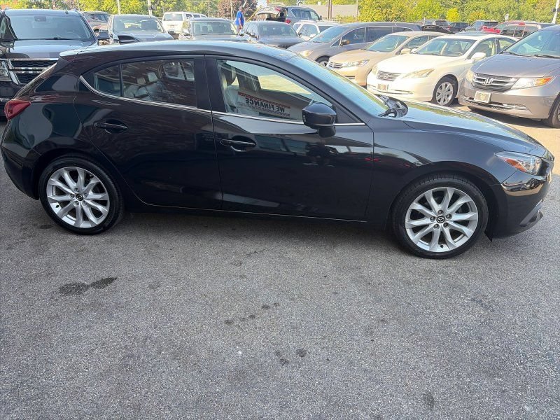 Used 2014 MAZDA MAZDA3 s Touring FWD image 4