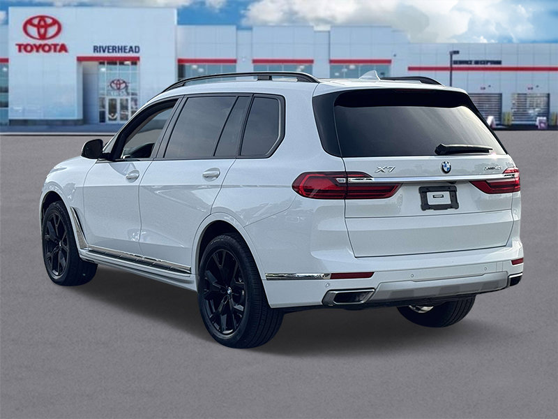 Used 2022 BMW X7 xDrive40i w/ Cold Weather Package image 4