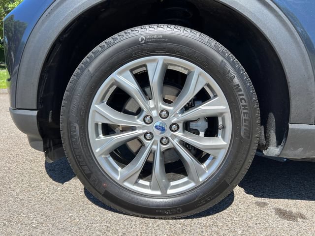Certified 2024 Ford Explorer XLT w/ Equipment Group 202A AWD/4WD image 16