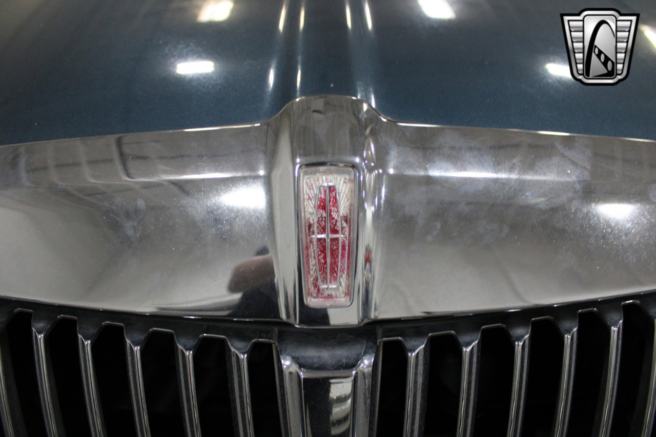 Used 2001 Lincoln Town Car Executive image 13