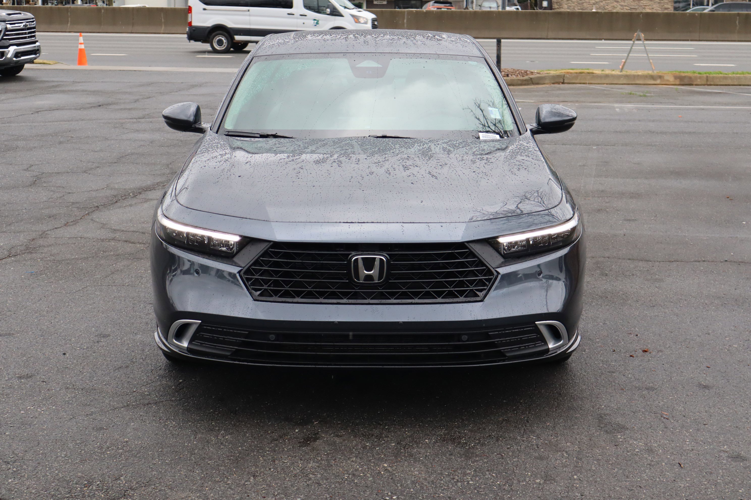 Used 2025 Honda Accord Touring image 3