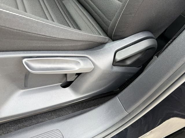 Used 2024 Volkswagen Tiguan S image 14