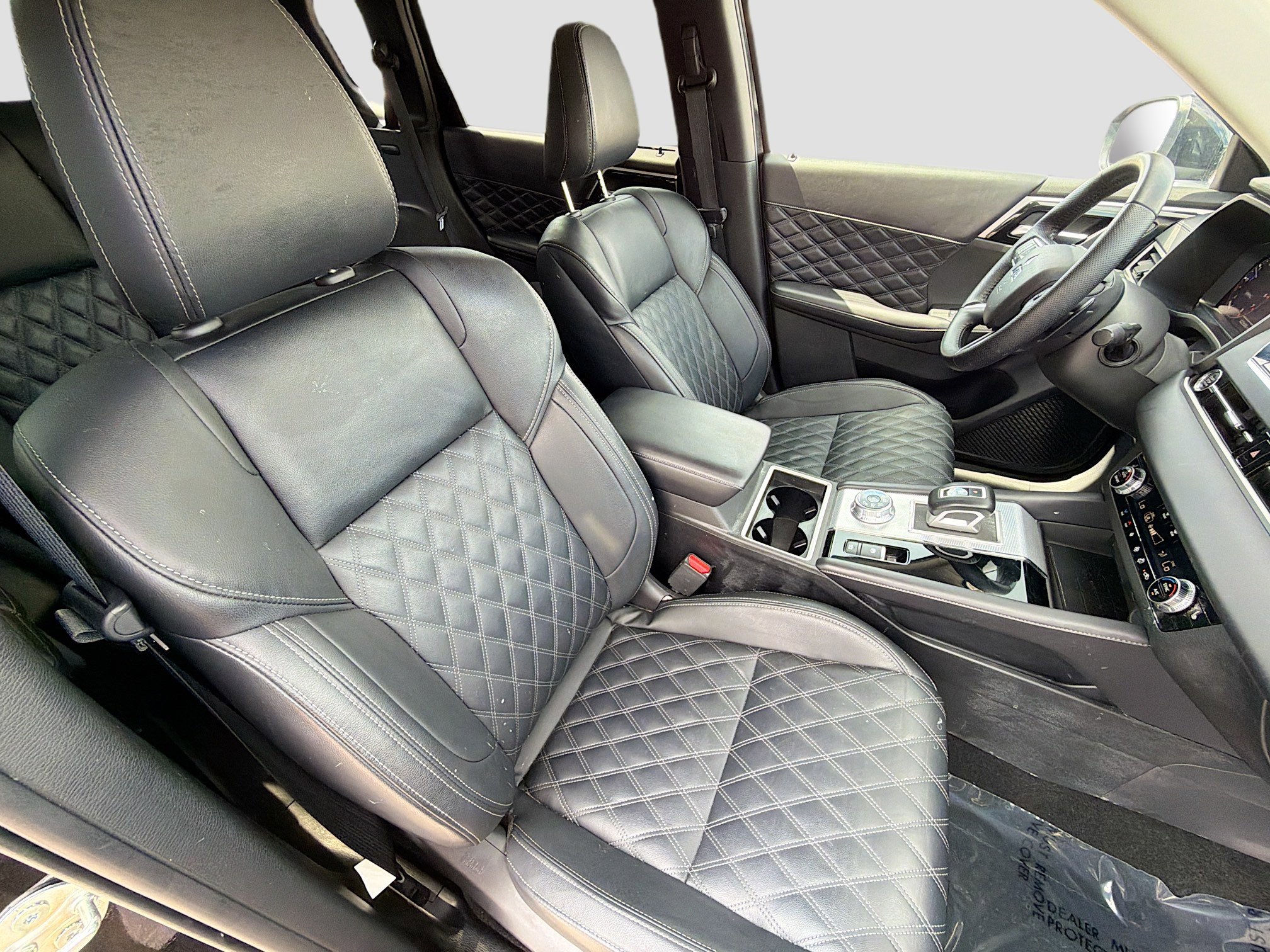 Used 2024 Mitsubishi Outlander SEL FWD image 14