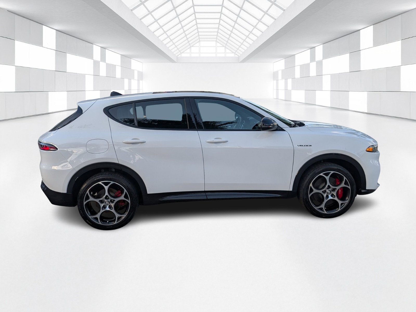 Used 2024 Alfa Romeo Tonale Veloce AWD/4WD image 8