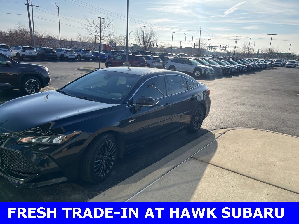 Used 2021 Toyota Avalon XSE image 2