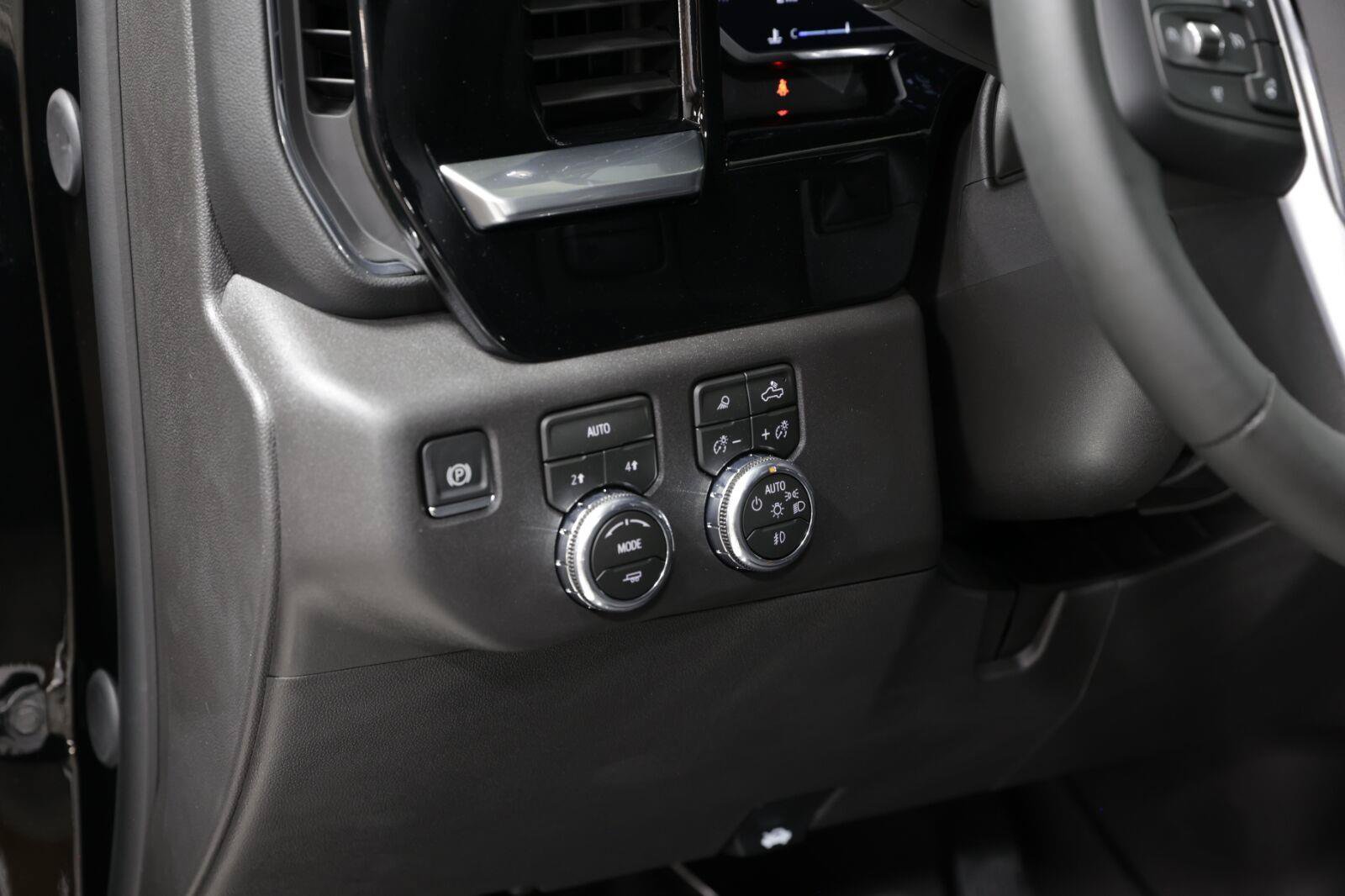 New 2026 GMC Sierra 1500 SLT AWD/4WD image 33