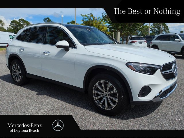Used 2026 Mercedes-Benz GLC 300 image 1