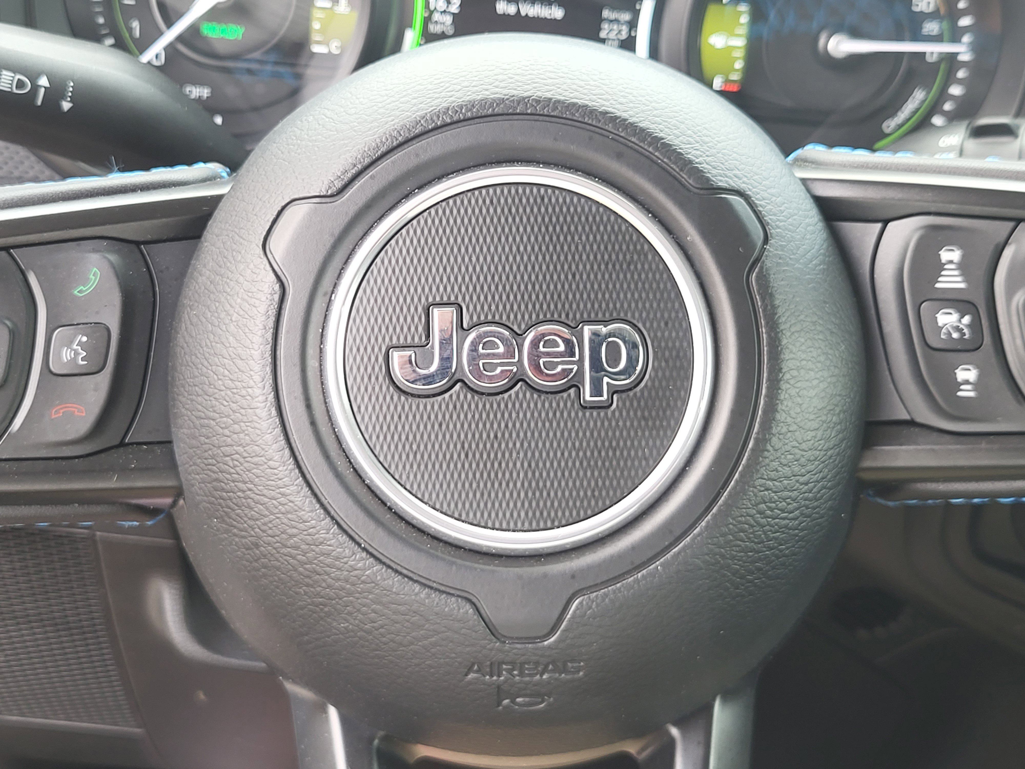 Used 2025 Jeep Wrangler Unlimited Rubicon 4xe w/ Convenience Group image 55