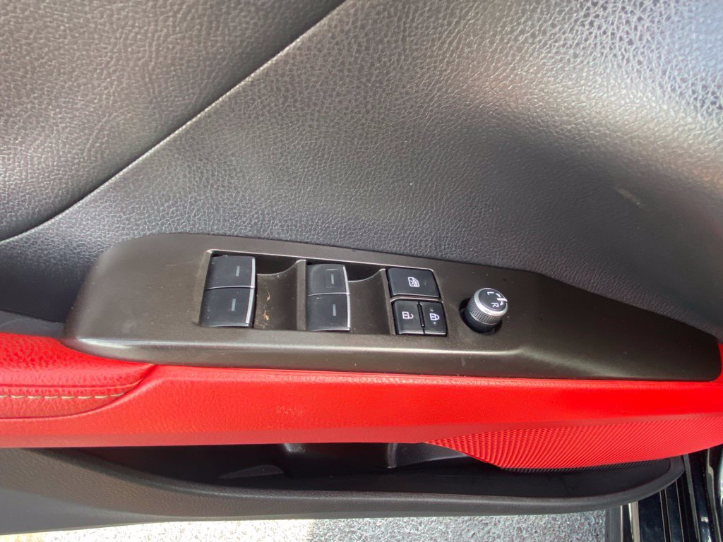 Used 2023 Toyota Camry XSE FWD image 11