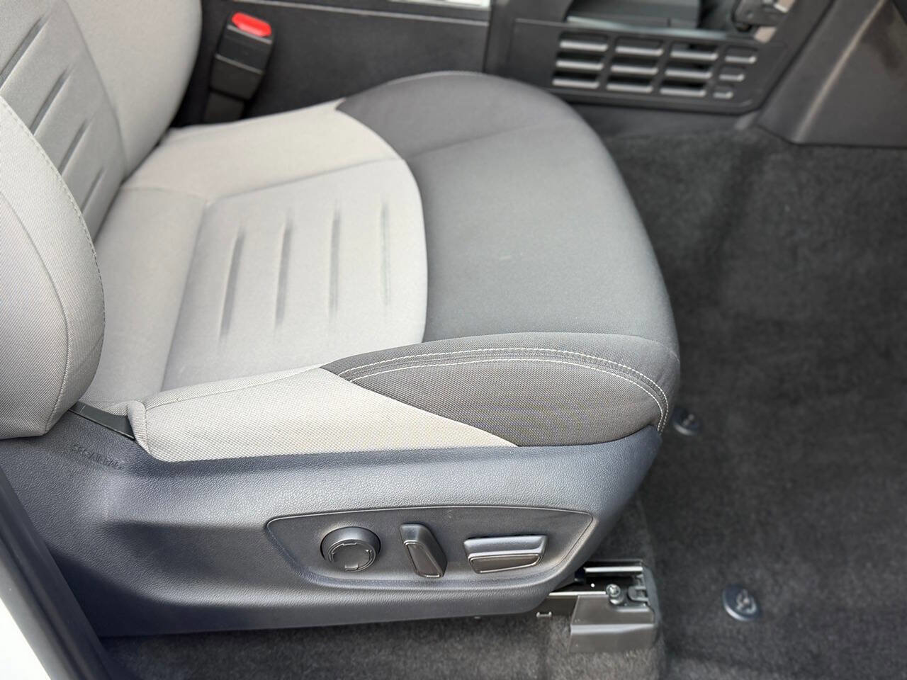 Used 2024 Toyota Tacoma TRD Off-Road w/ TRD Off Road Upgrade Package image 48