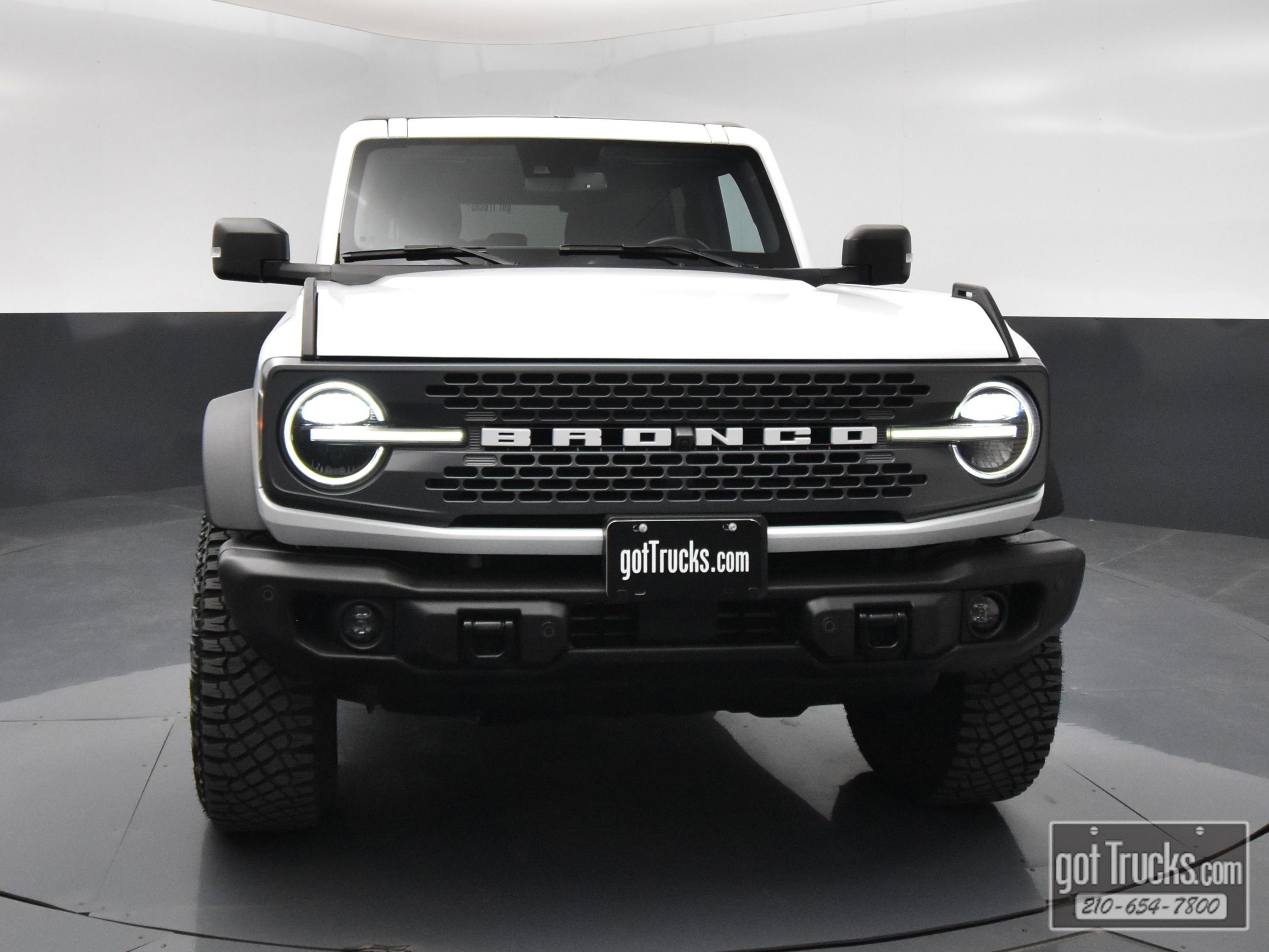 Used 2022 Ford Bronco Badlands image 49