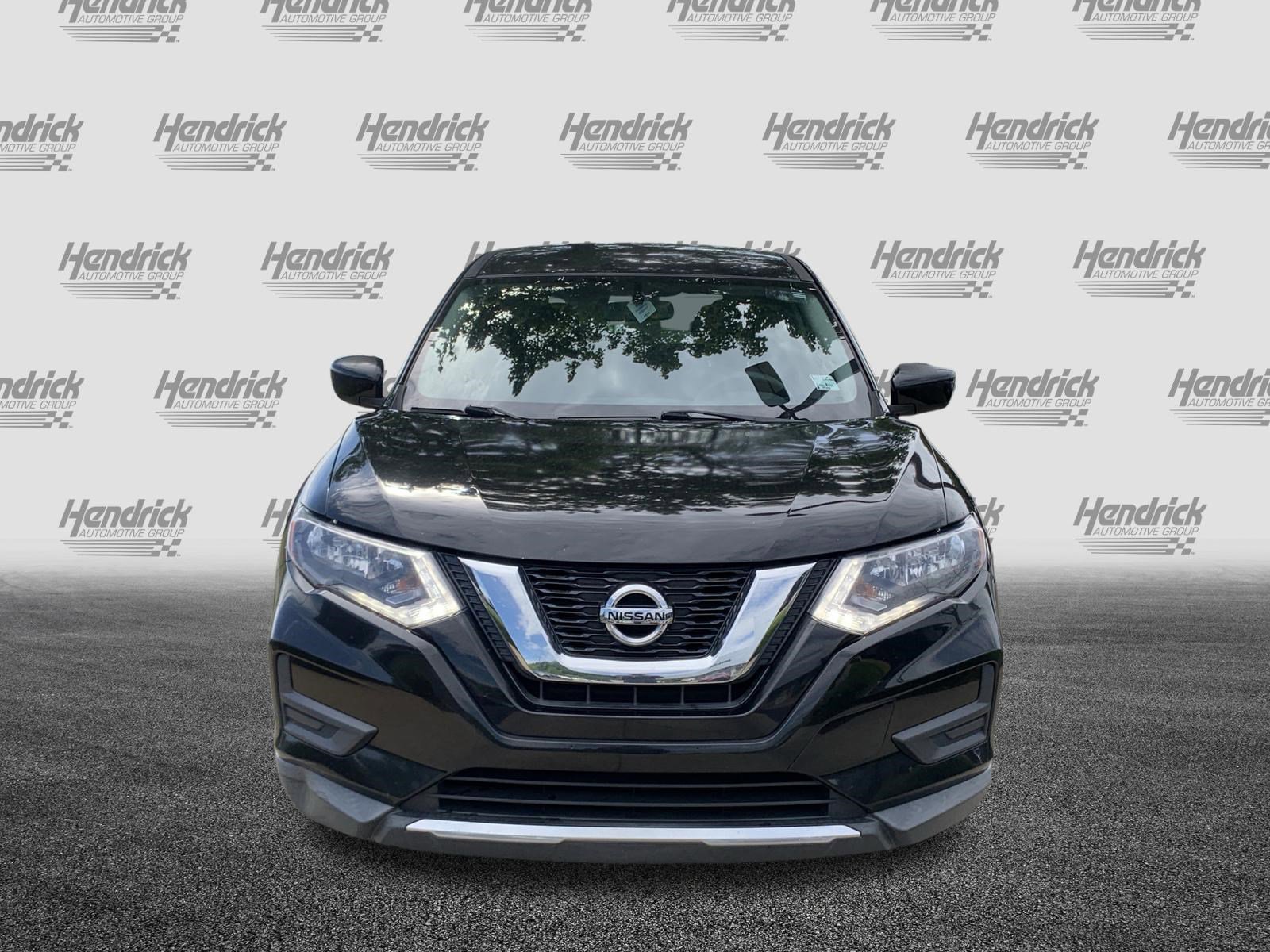 Used 2017 Nissan Rogue S FWD image 3