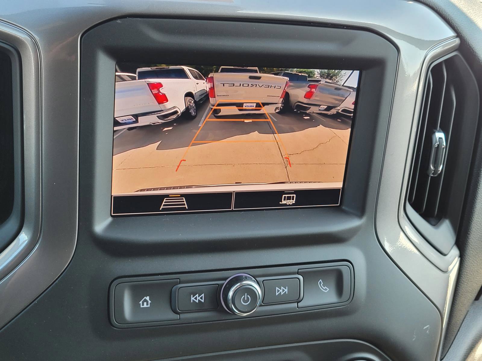 New 2026 Chevrolet Silverado 1500 Custom AWD/4WD image 17