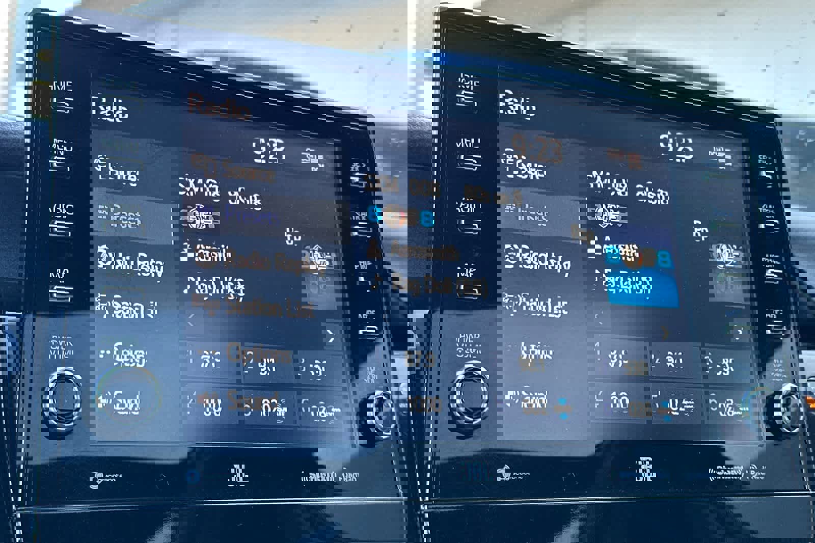 Used 2023 Toyota Camry XSE w/ Navigation Package image 17