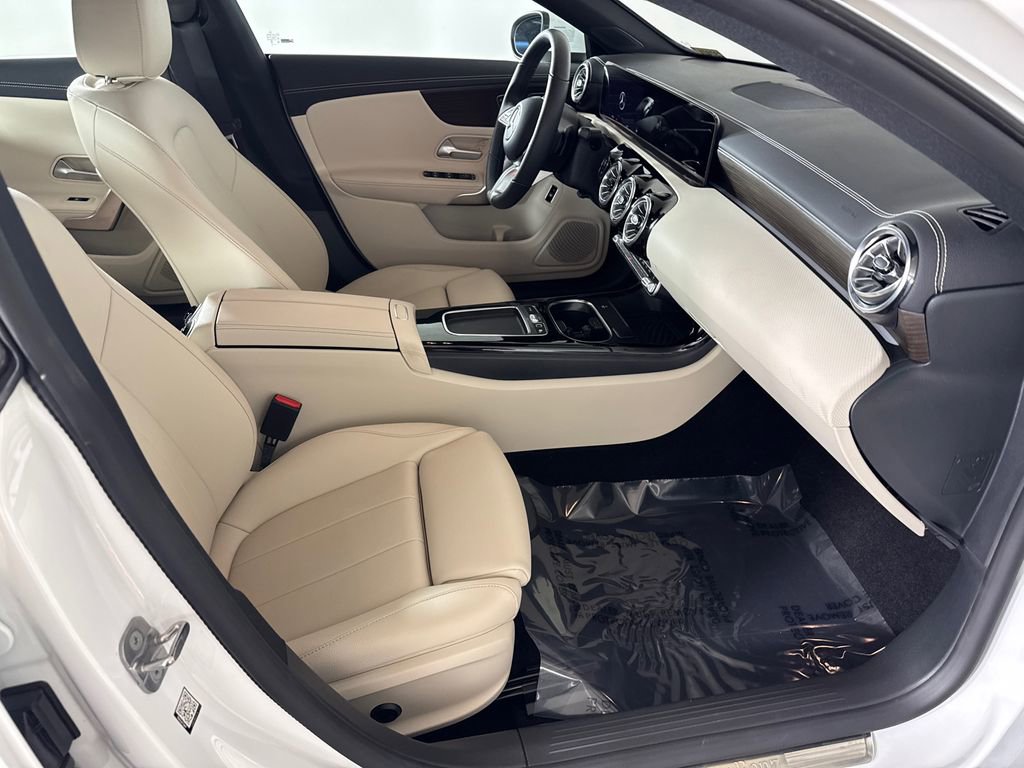 Certified 2026 Mercedes-Benz CLA 250 4MATIC image 13