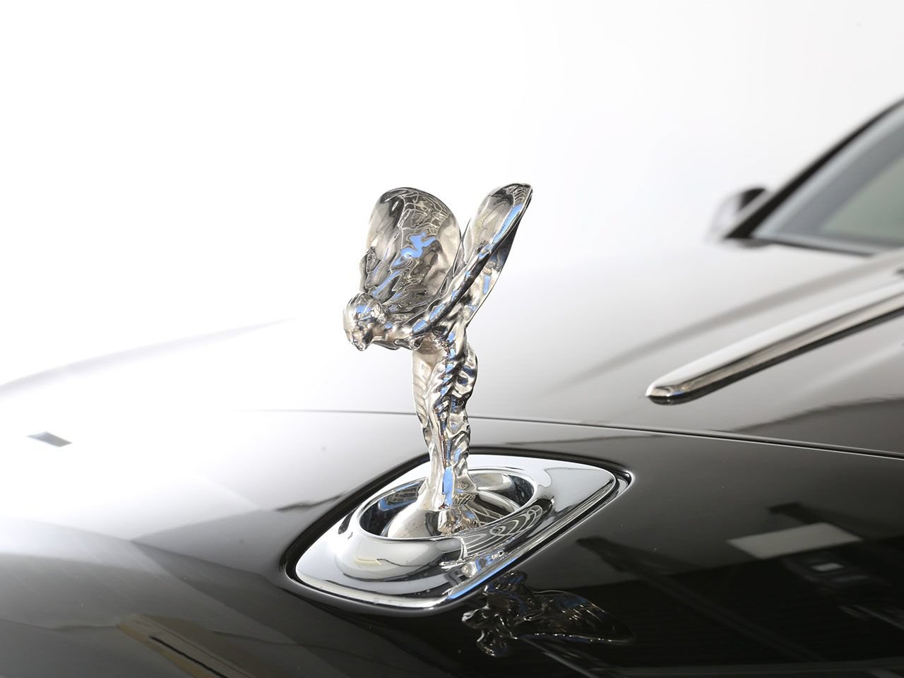 Used 2017 Rolls-Royce Ghost RWD image 7