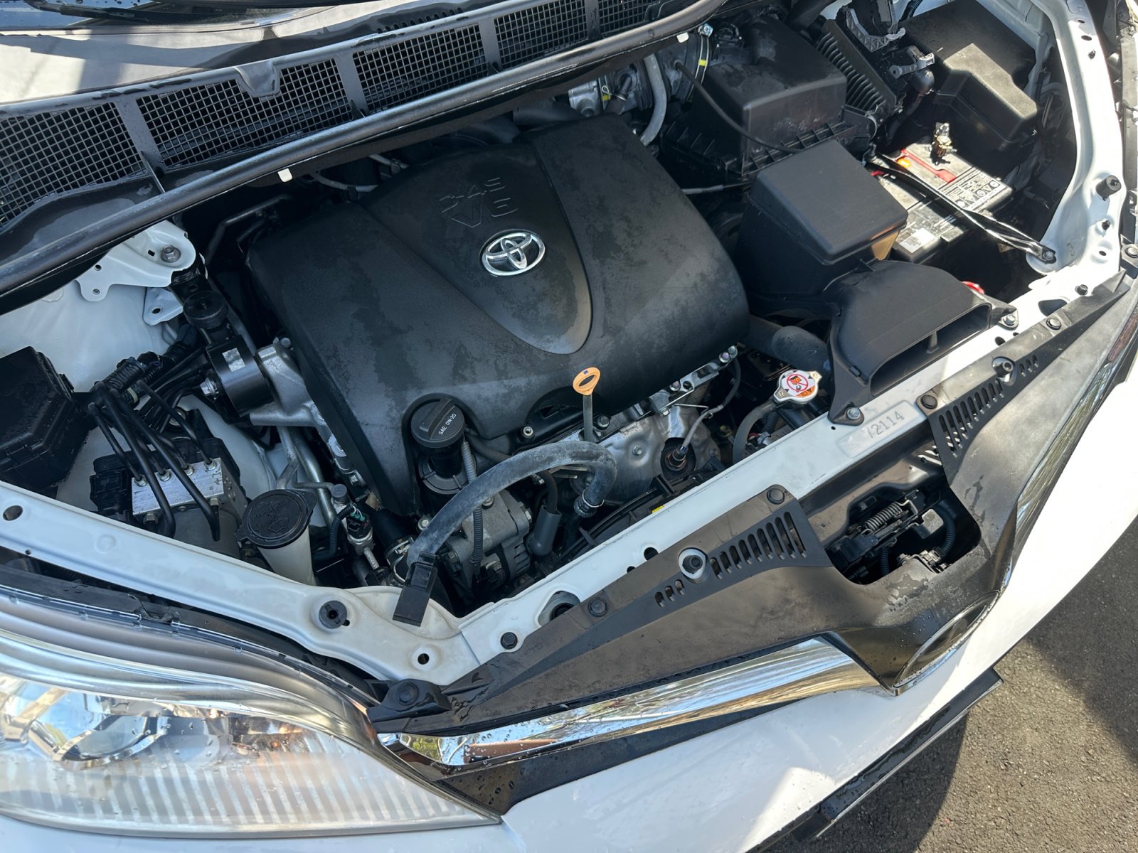Used 2020 Toyota Sienna LE w/ Carpet Mat Package FWD image 29