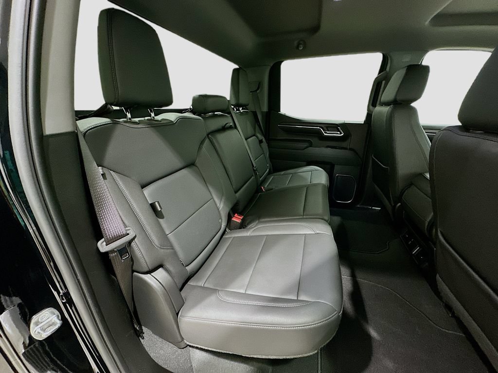 Used 2024 GMC Sierra 1500 SLT w/ X31 Off-Road Package AWD/4WD image 28