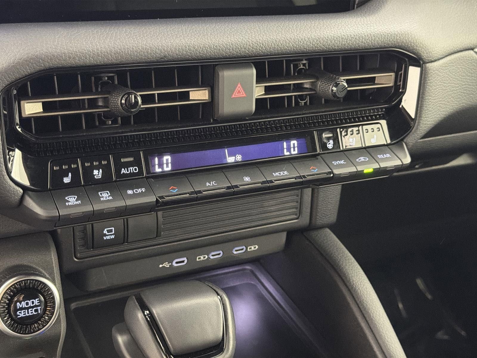 Used 2024 Toyota Land Cruiser w/ Premium Package image 15