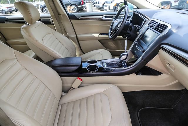 Used 2014 Ford Fusion Energi SE FWD image 18