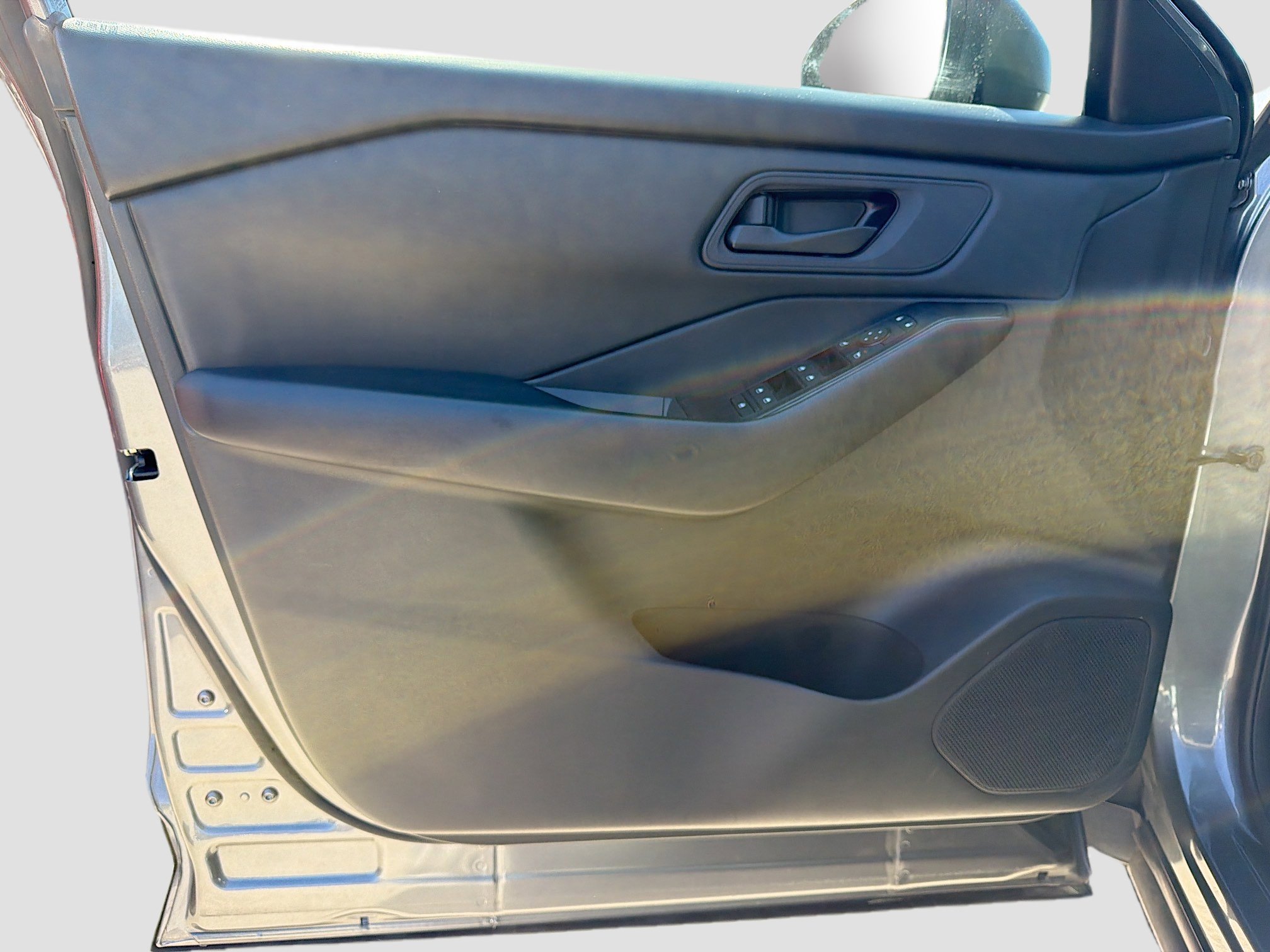 Used 2024 Nissan Rogue S image 20