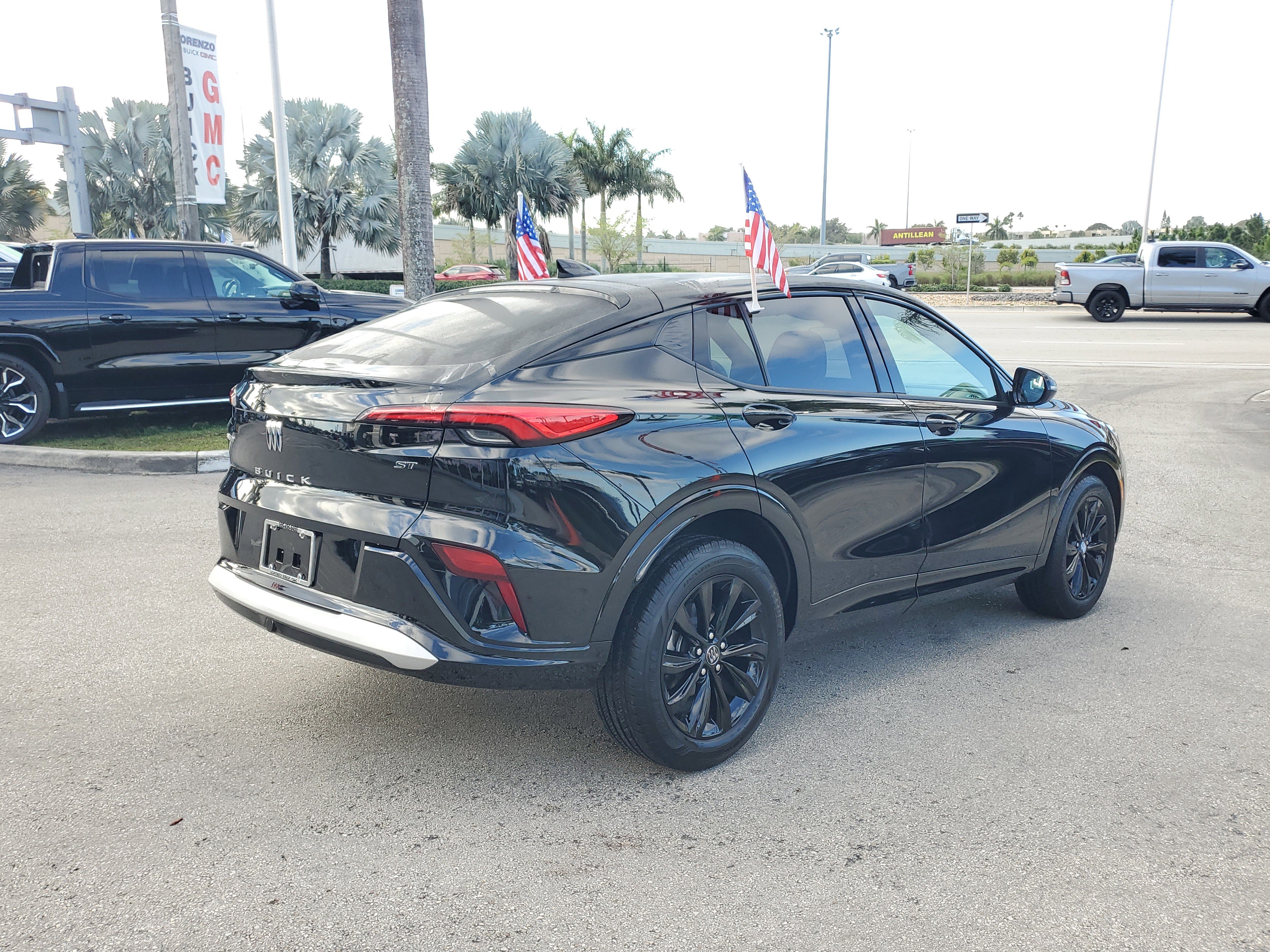 Used 2024 Buick Envista Sport Touring w/ Convenience I Package image 5