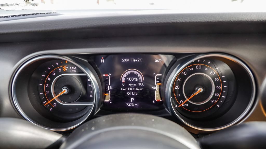 Used 2023 Jeep Gladiator Sport AWD/4WD image 28