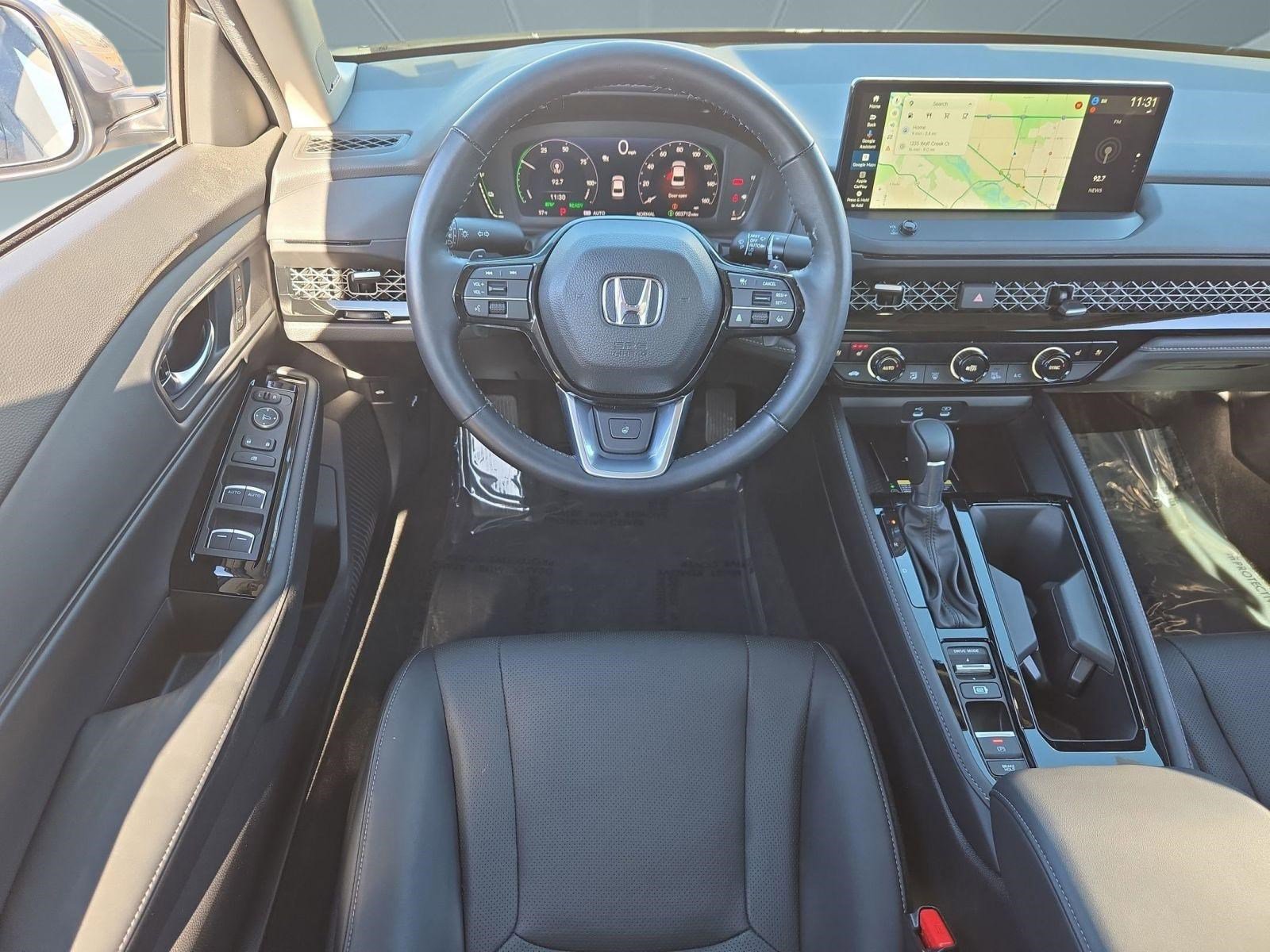 Used 2025 Honda Accord Touring image 28