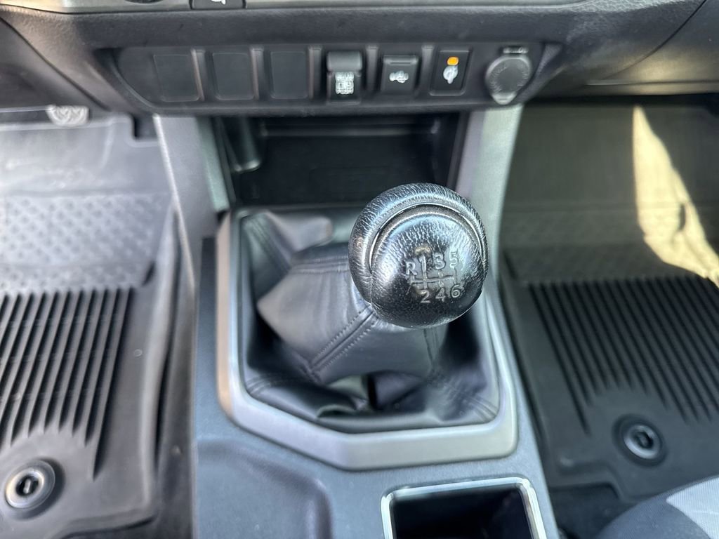 Used 2022 Toyota Tacoma TRD Off-Road image 21