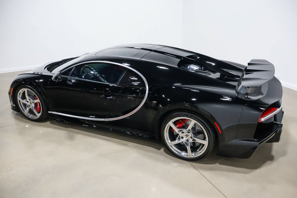 Used 2022 Bugatti Chiron Super Sport AWD/4WD image 20