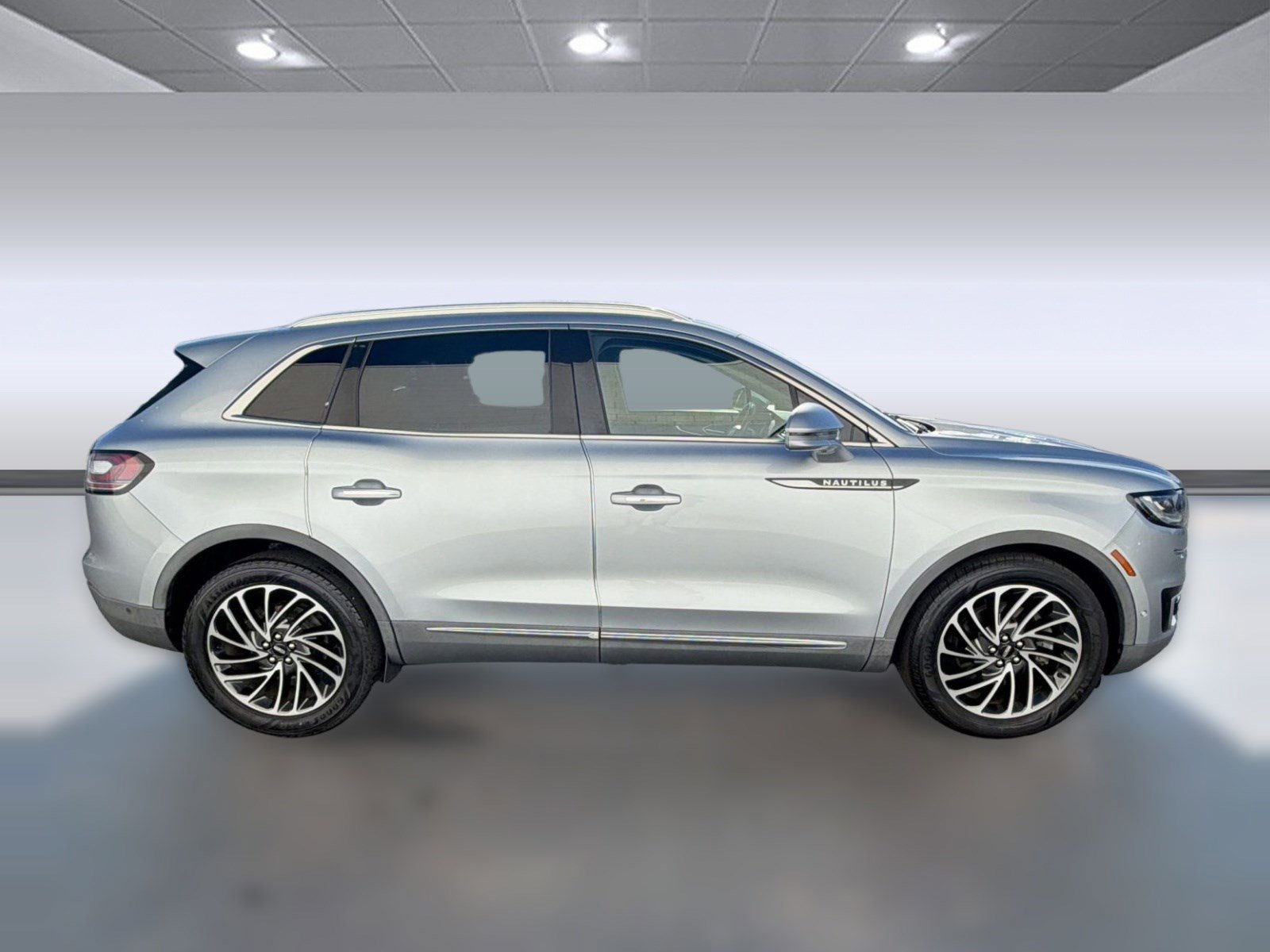 Used 2020 Lincoln Nautilus Reserve FWD image 8