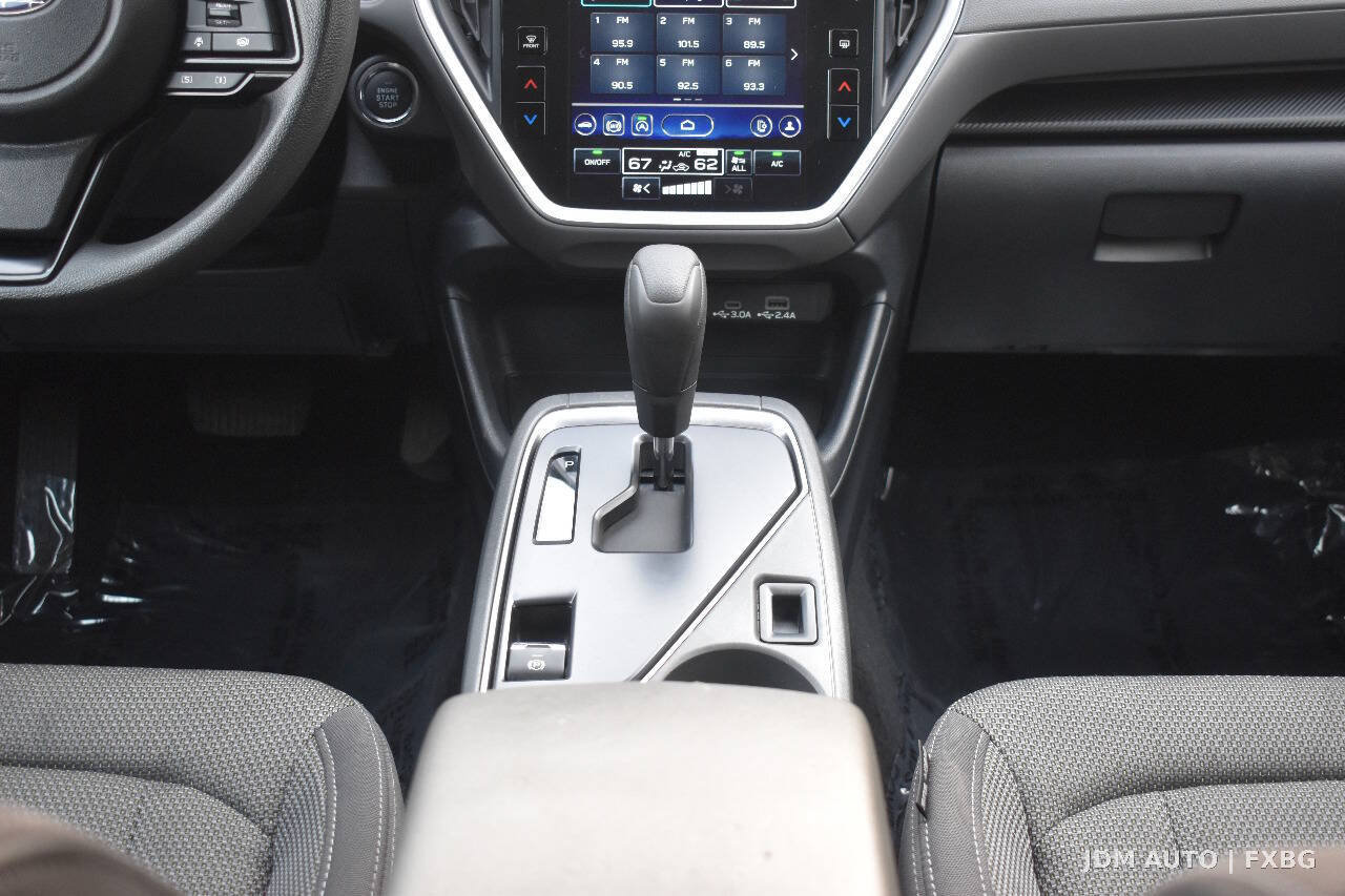 Used 2024 Subaru Crosstrek 2.0i Premium w/ Crosstrek Mirror Package AWD/4WD image 27