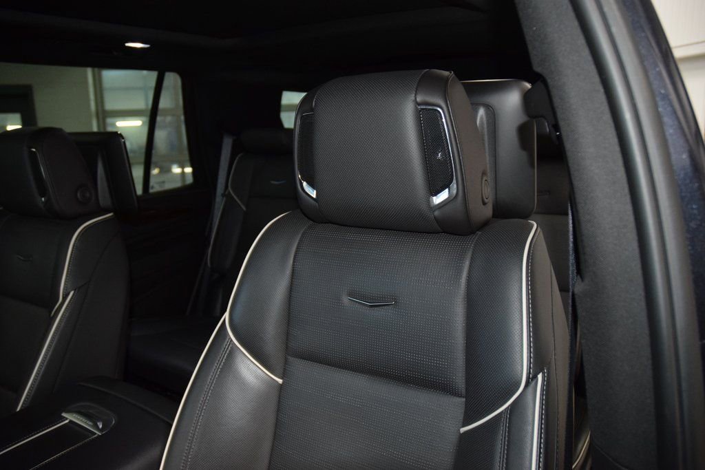 Used 2023 Cadillac Escalade Premium Luxury w/ LPO, Floor Liner Package image 43