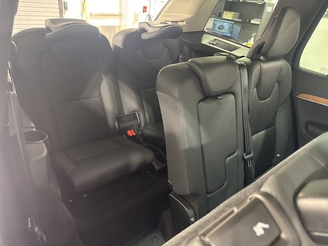 Used 2023 Volvo XC90 B6 Core w/ Protection Package Premier AWD/4WD image 26