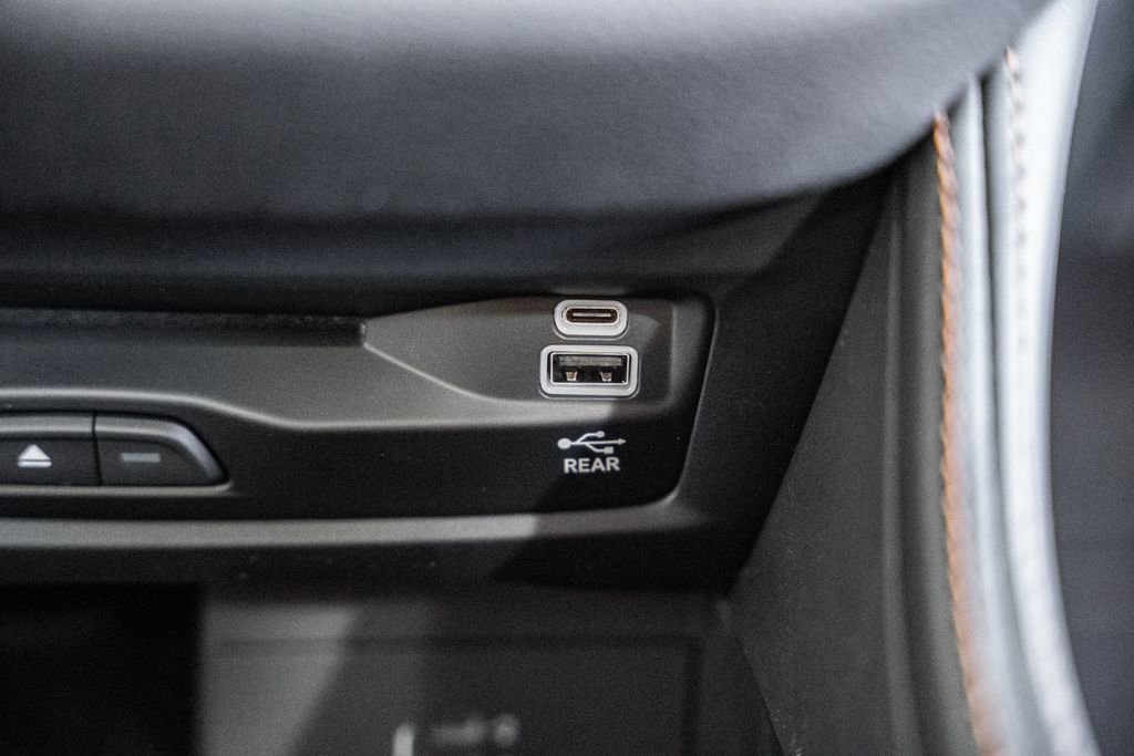 New 2026 Chrysler Pacifica Pinnacle image 22