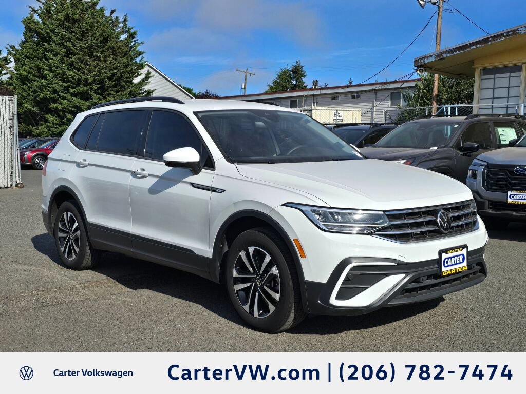Used 2023 Volkswagen Tiguan S w/ Driver Assistance Package FWD image 1