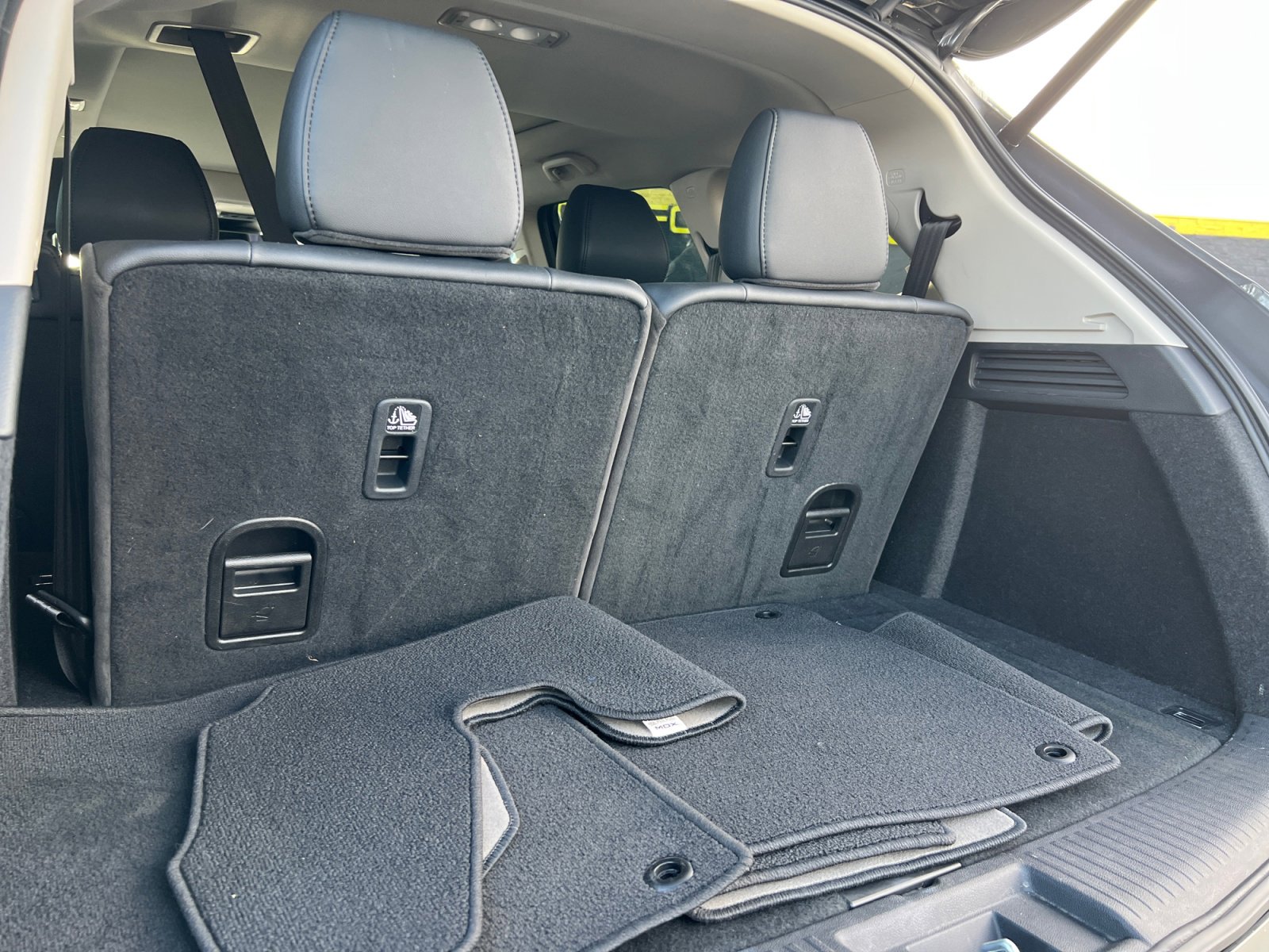 Used 2025 Acura MDX SH-AWD image 20