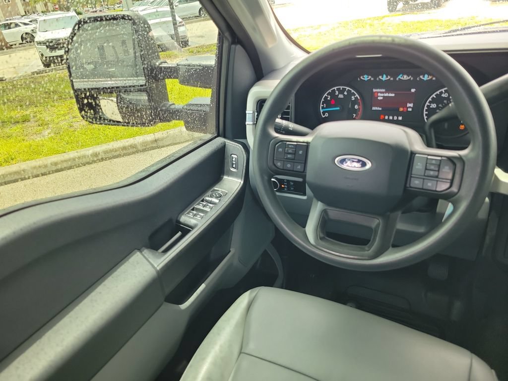 Used 2023 Ford F250 XL AWD/4WD image 16