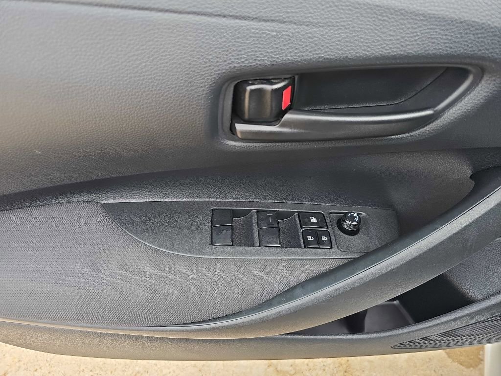 Used 2024 Toyota Corolla LE image 22