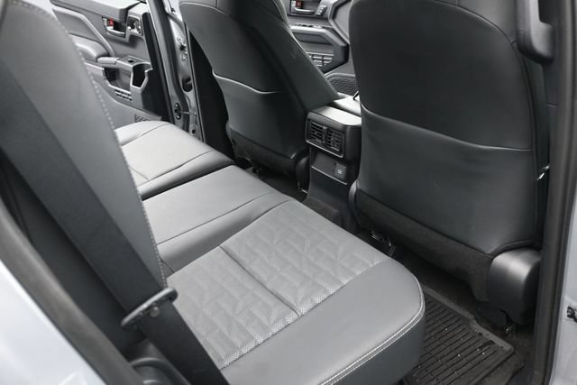 Certified 2026 Toyota 4Runner TRD Off-Road Premium AWD/4WD image 18