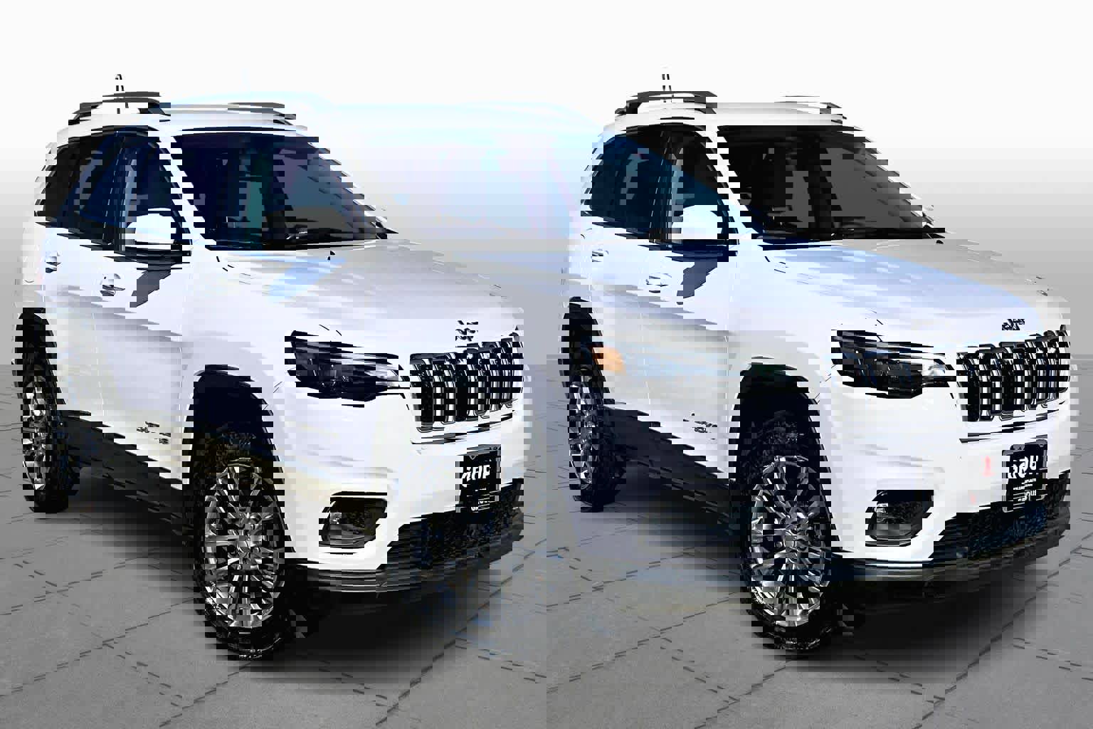 Used 2021 Jeep Cherokee Latitude Lux w/ Mopar Interior Package image 2