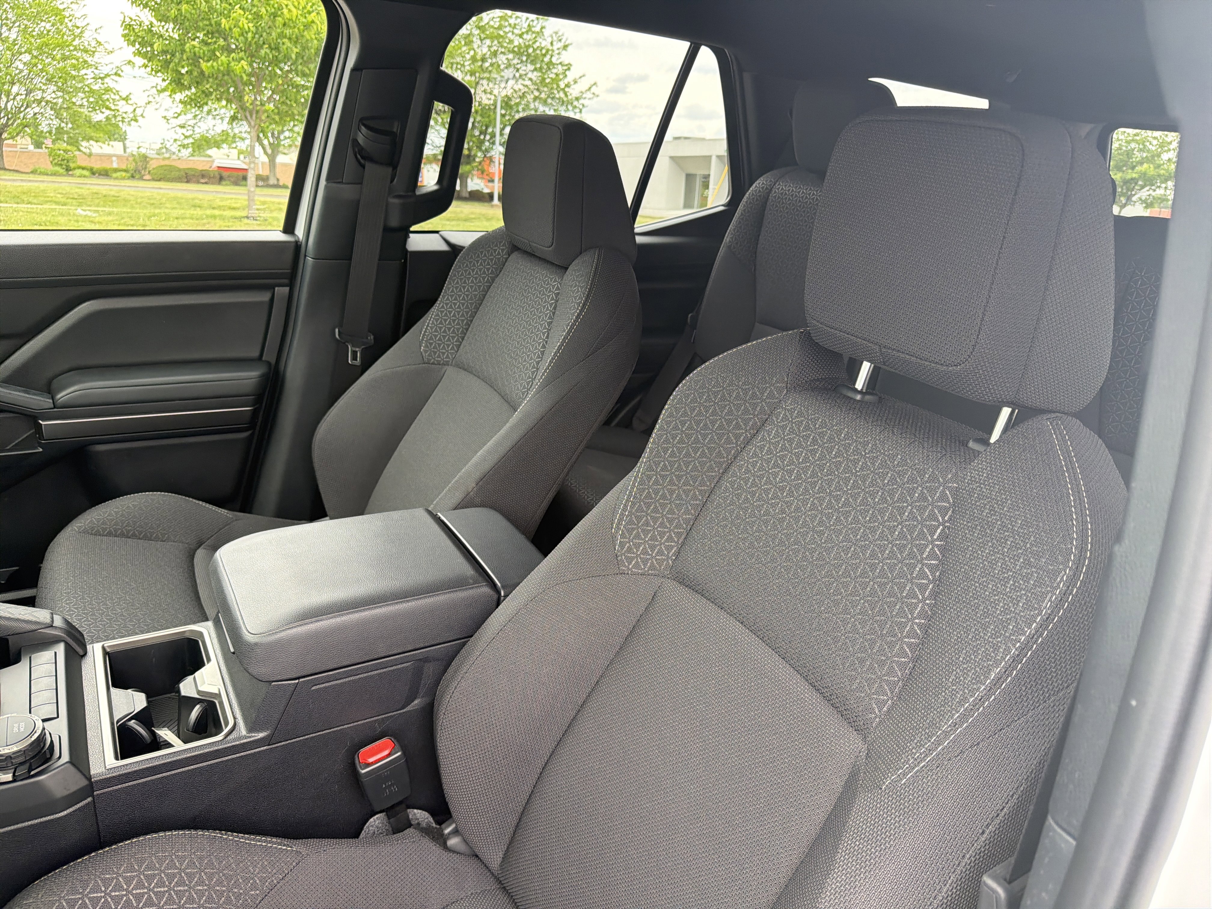 Certified 2025 Toyota 4Runner SR5 AWD/4WD image 16