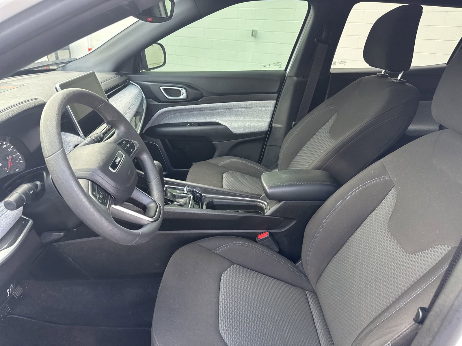 Used 2024 Jeep Compass Sport AWD/4WD image 20